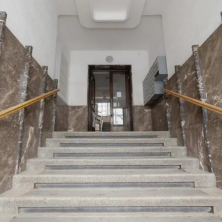 Luxury With Two Bedrooms And Balcony By Renters Prestige דירה