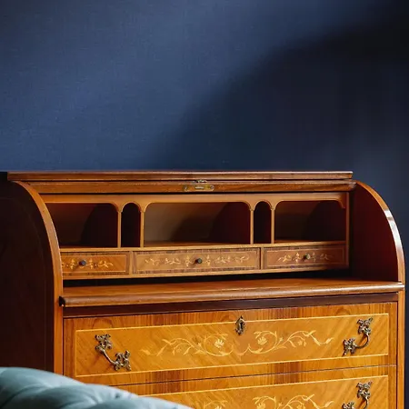 Luxury With Two Bedrooms And Balcony By Renters Prestige *